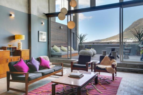 Отель Leyden House Loft Apartment  Кейптаун